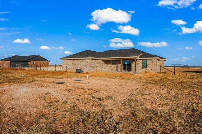 Photo - Country Living In Roosevelt ISD! Casa