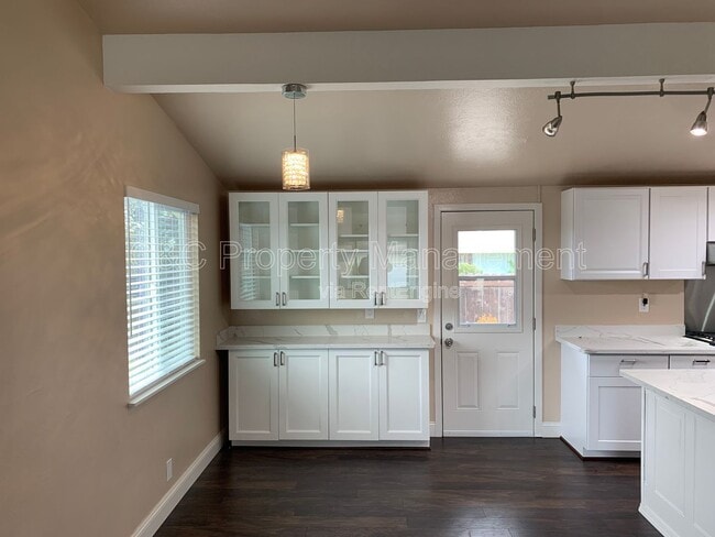 Photo - 1975 Paralta Ave