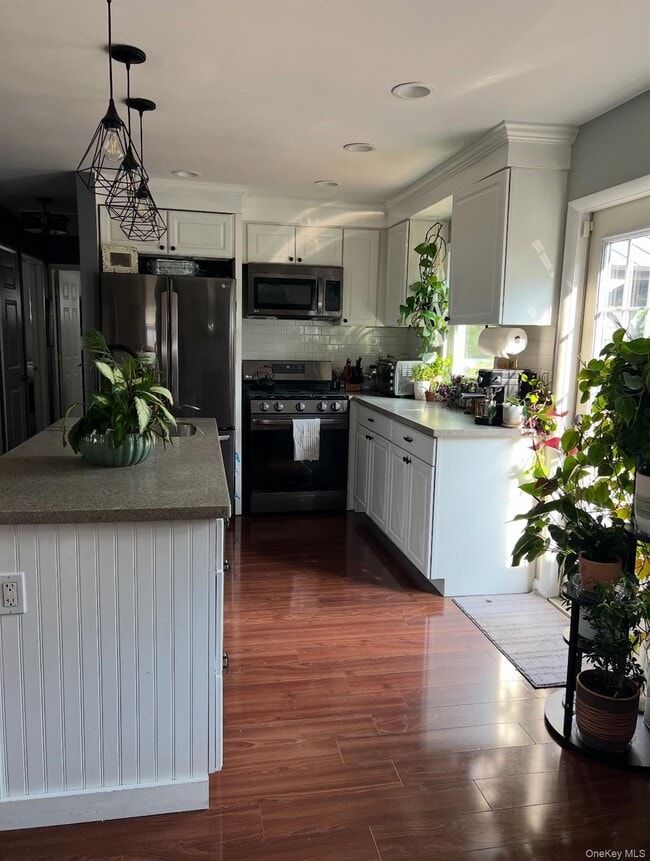 Photo - 32 Lloyd Ave