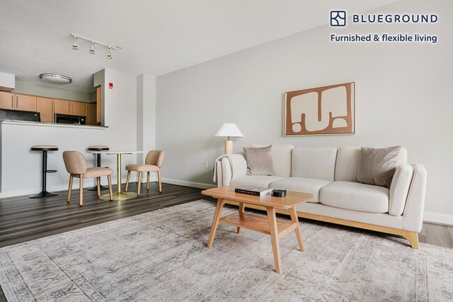 Photo - 4835 Cordell Ave Unidad FL6-ID1221