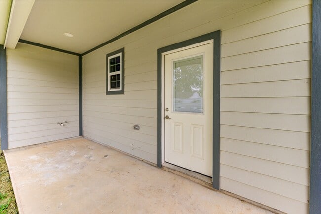 Photo - 1513 Sherl St