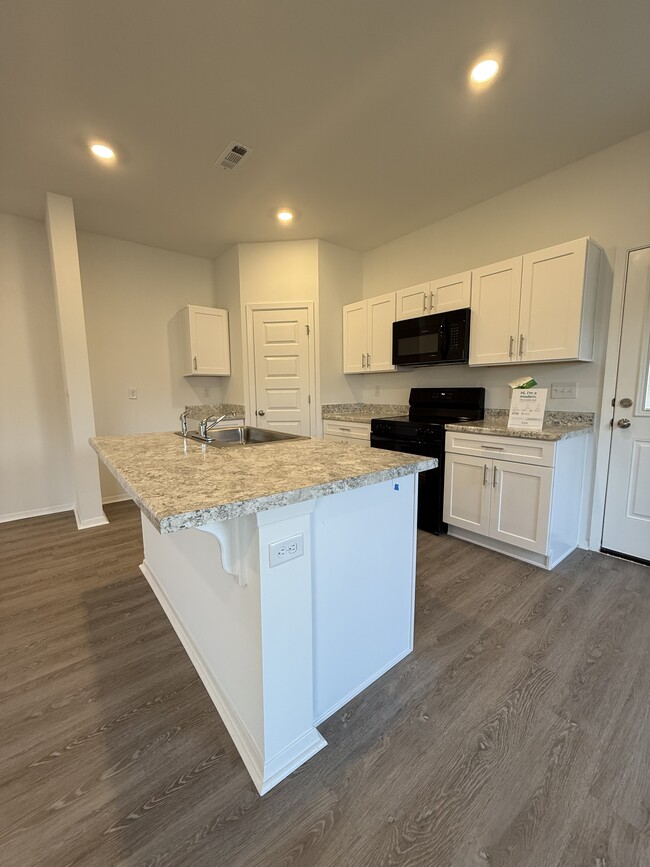 Photo - 6716 Memphis