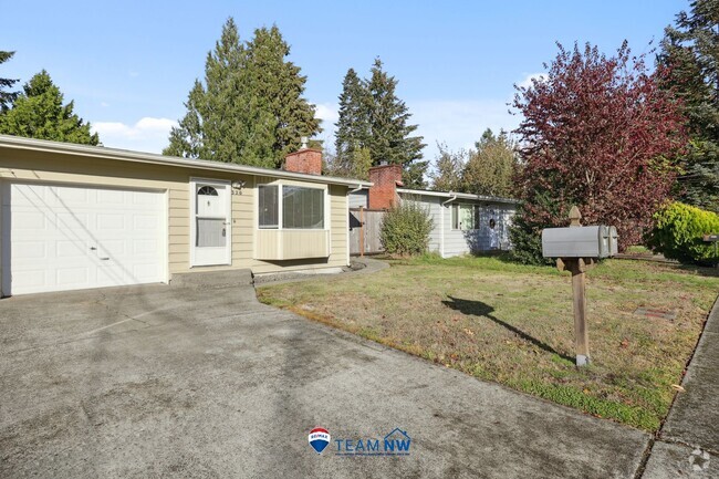 Building Photo - Move in ready! Charming Duplex in Tumwater... Rental