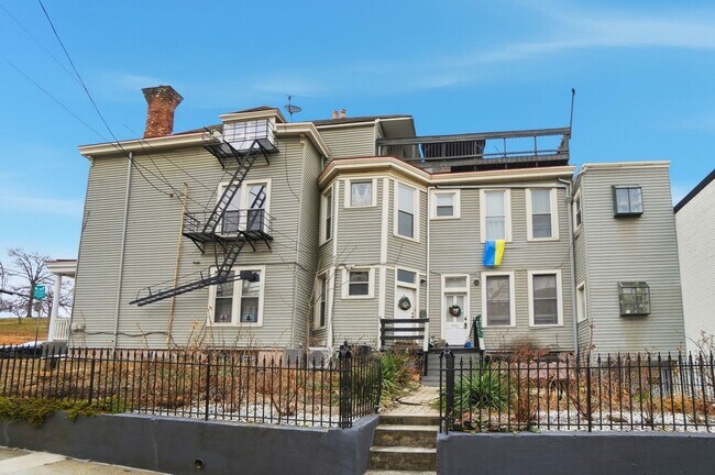 Photo - 1220 Louden St Unit 1220 Louden #3