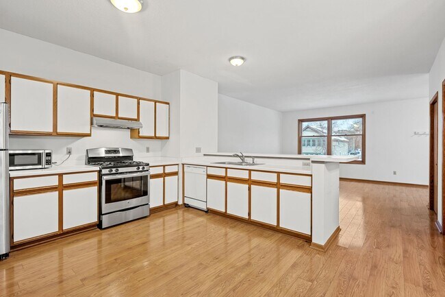 Photo - Spacious 3BR 2Bath Townhome in the desirable Seward Neighborhood!