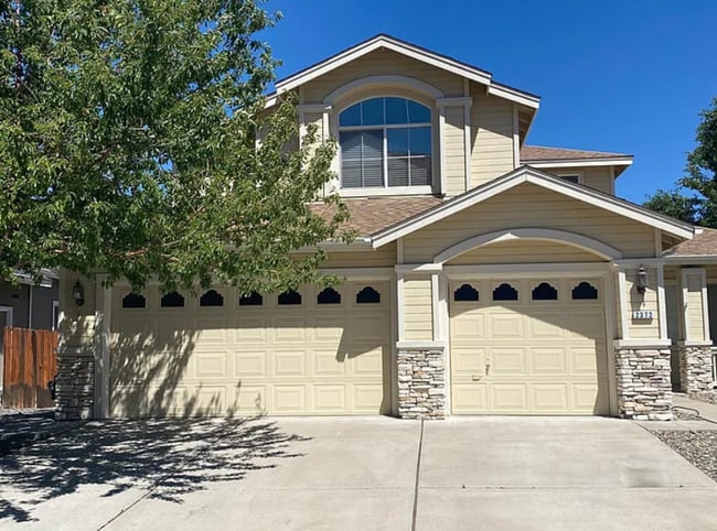 Building Photo - 4 Bedroom, 3 Bath North West Reno Area Home!