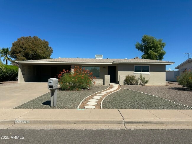 Building Photo - 6246 E Adobe Rd
