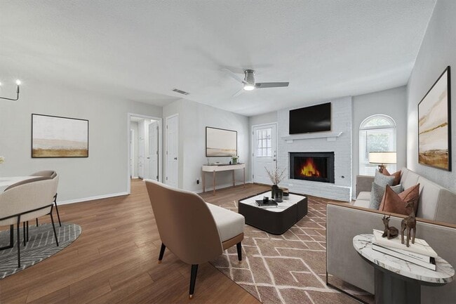 Photo - 1810 Mearns Meadow Blvd