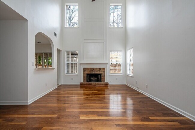 Photo - 1185 Arborhill Ln