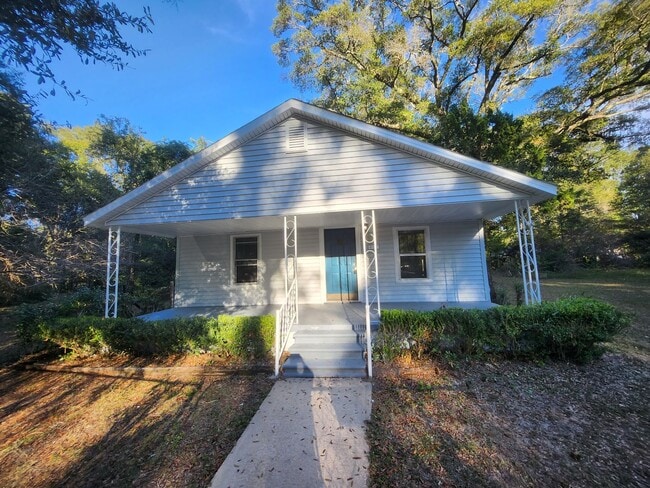 Building Photo - 4645 Johnson St Rental