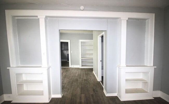 Photo - 2409 E 13th St