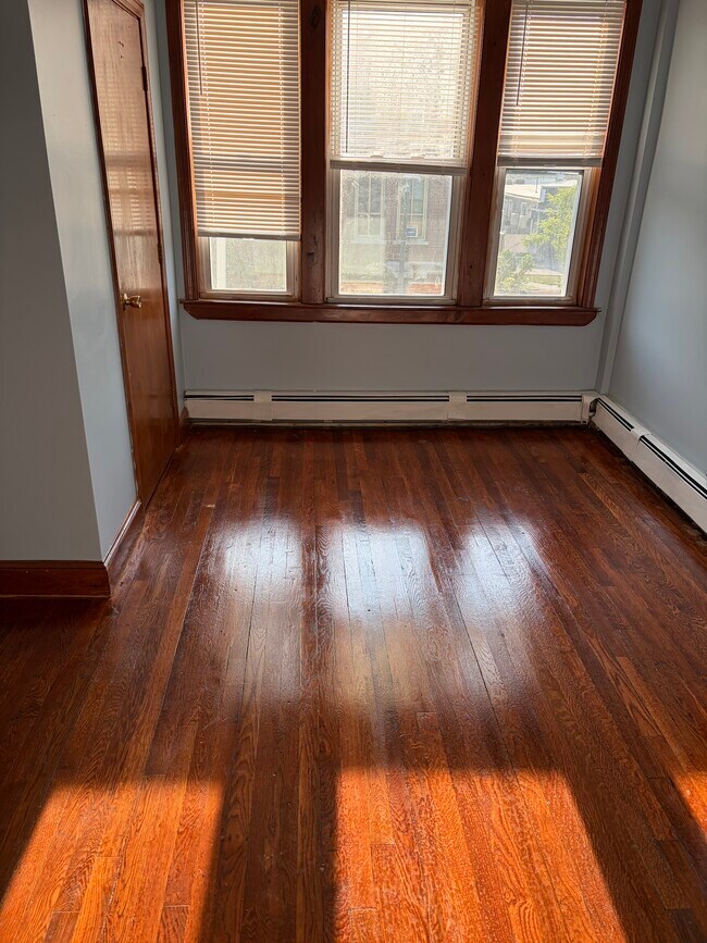 Photo - 187 Glenway St Unit 3 Bedroom