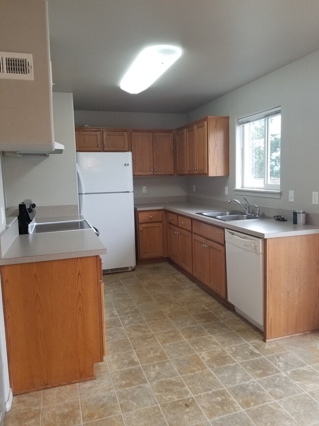 Photo - NE West Unit 449-3