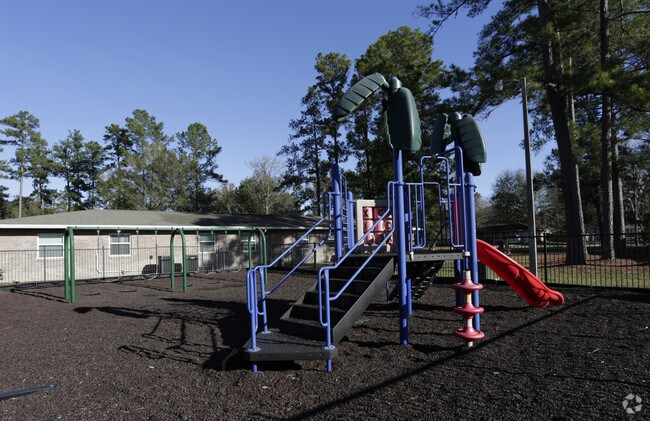 Photo - Pine Terrace III