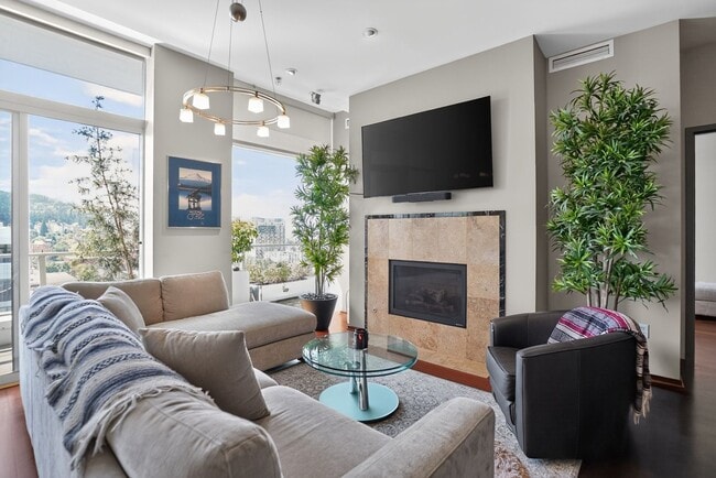 Photo - 1221 SW 10th Ave