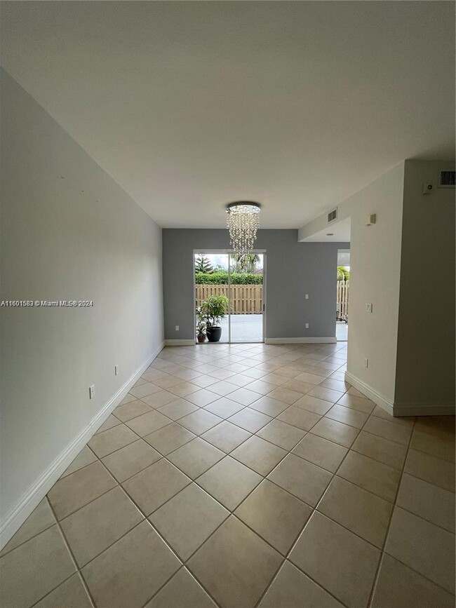 Photo - 15241 SW 37th Ter