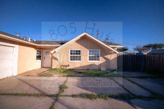 Building Photo - 497 Milky Way