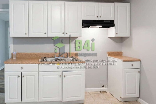 Photo - 133 Short St