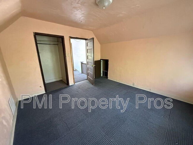 Photo - 3601 W Highland Blvd Unit 1
