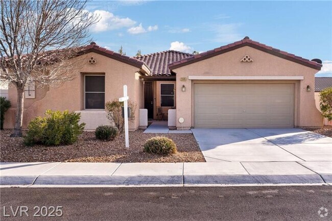Building Photo - Gated 3 bedroom single story home