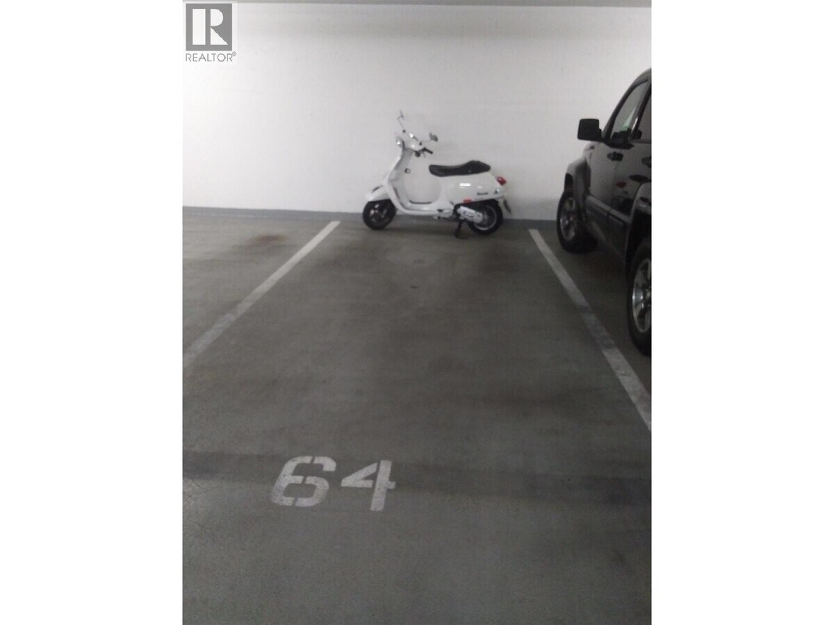 Photo - 221 Union St