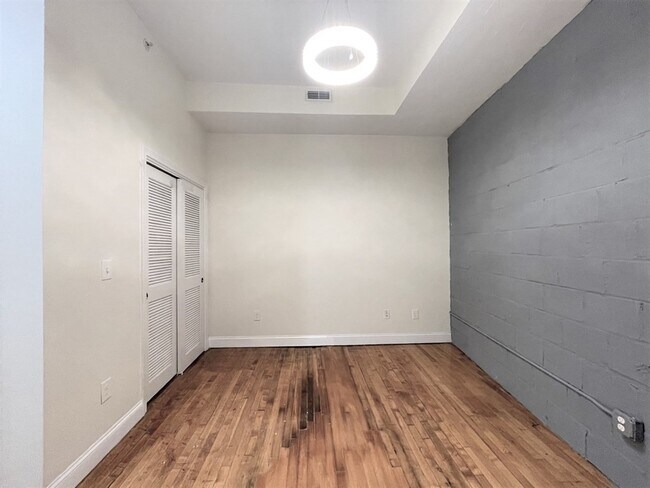 Photo - 62 Pleasant St