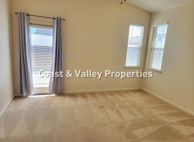 Photo - FOR RENT 3BD HOUSE IN GREENFIELD