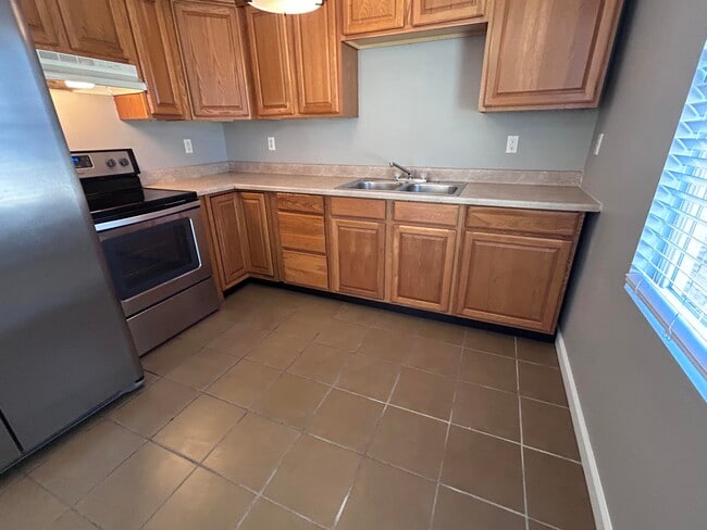 Photo - 108 Scott Dr Unidad 2