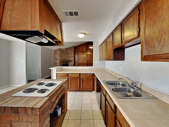 Photo - 15727 Cascade Point Dr