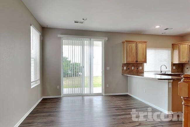 Photo - 20681 Randolph Pl