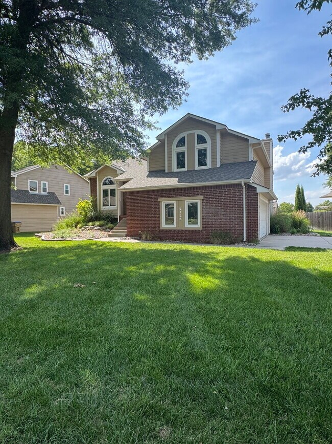 Photo - "Spacious 4-Bedroom Sanctuary with 3 Full Baths on Country View Drive, Derby - 3189 Sq Ft of Comf...