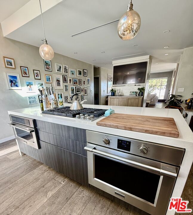 Photo - 7621 Stetson Ave