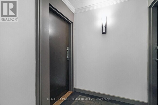 Photo - 270 Brittany Dr Unité 416