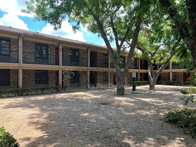 Photo - 1421 S 12th St Unidad 203