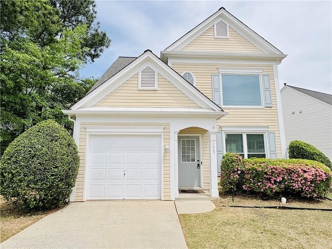 Photo - 1667 Woodsford Rd