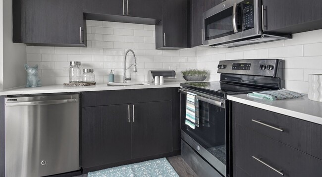 875 N State St Unit 2308