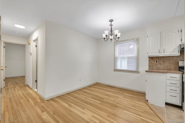 Photo - 9 Graywood Rd