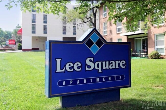 Photo - Lee Square Apartments