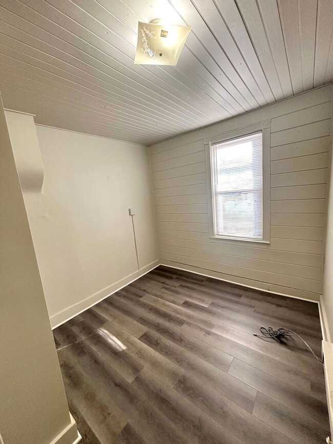 Photo - 678 Columbia Ave Unit 1