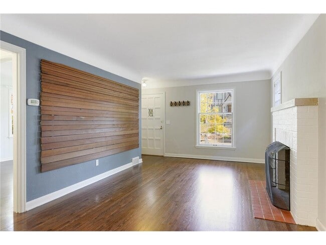 Photo - 4020 Ewing Ave S