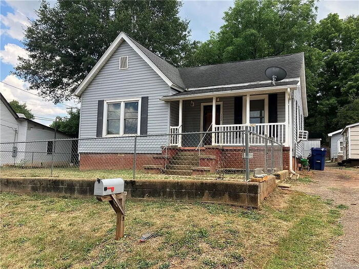 Photo - 122 Bailey St