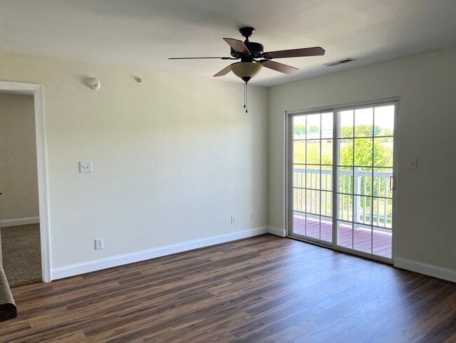 Photo - 3 bedroom, 2 bath condo with balcony, new ... Unit 201
