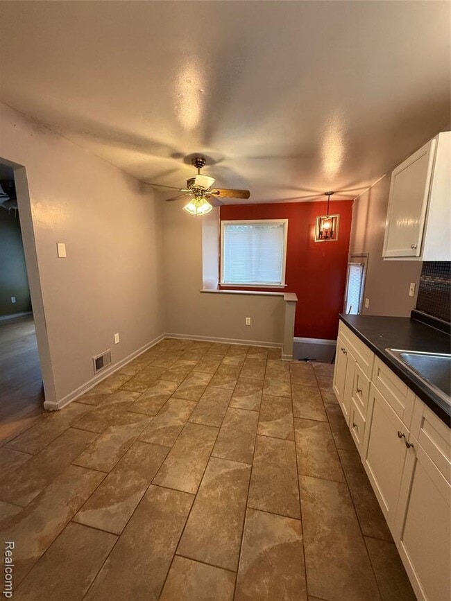 Photo - 7219 Hupp Ave