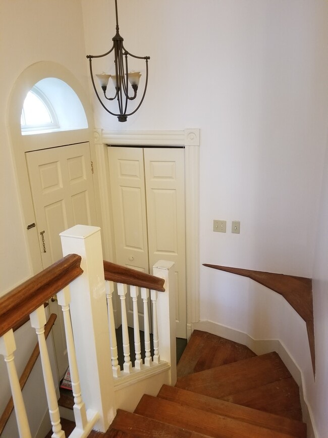 Photo - 125 Peyton St