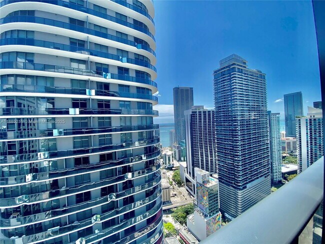 Photo - 55 SW 9th St