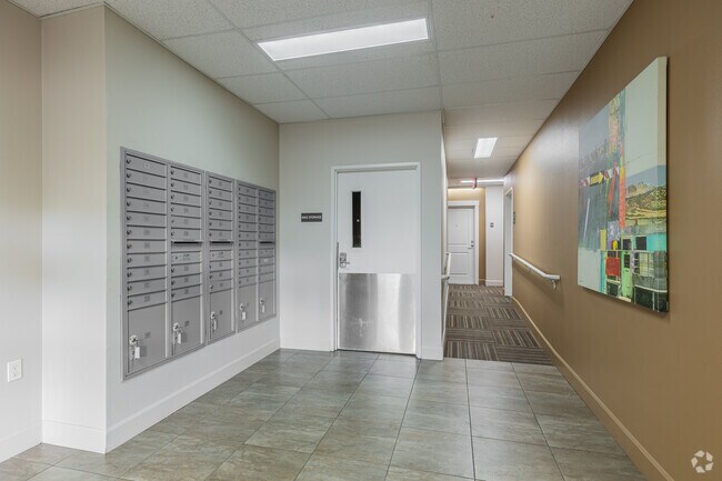 Lobby - Sellwood Apartments