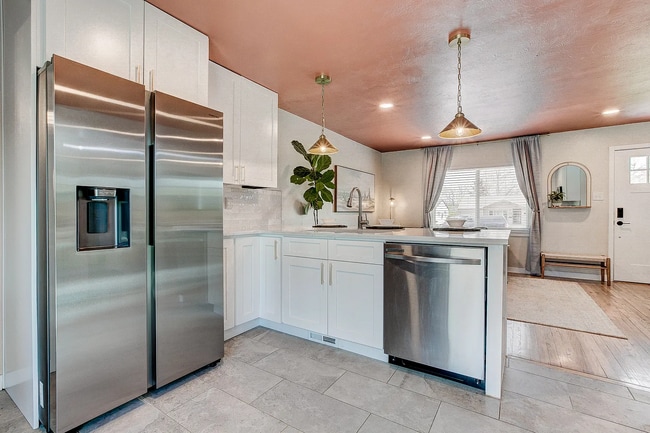 Photo - 3483 S Glencoe St