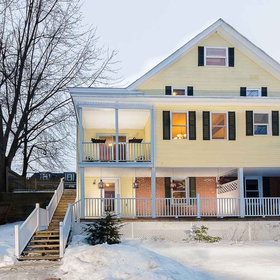 14 Artillery Ln Condo Condo for Rent in Nashua, NH