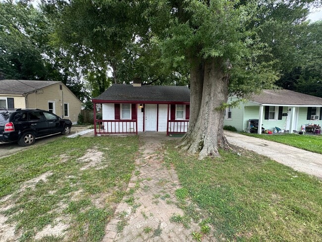 Building Photo - 646 36th St Rental