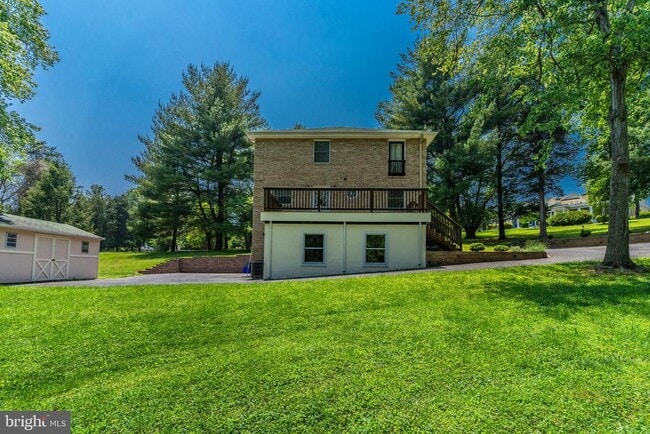 Building Photo - 9201 Harrington Dr